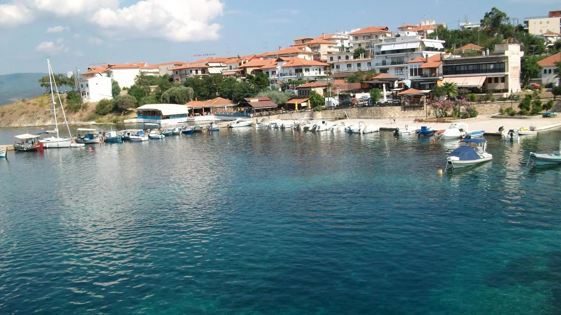 Hotel Ismini Amoliani