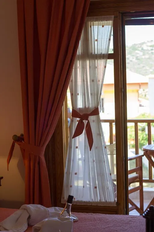 Hotel Ismini Amoliani 2*,  Grecja